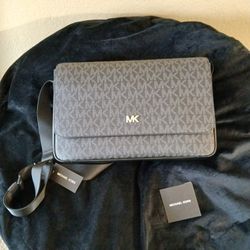 Michael Kors Logo satchel handbags