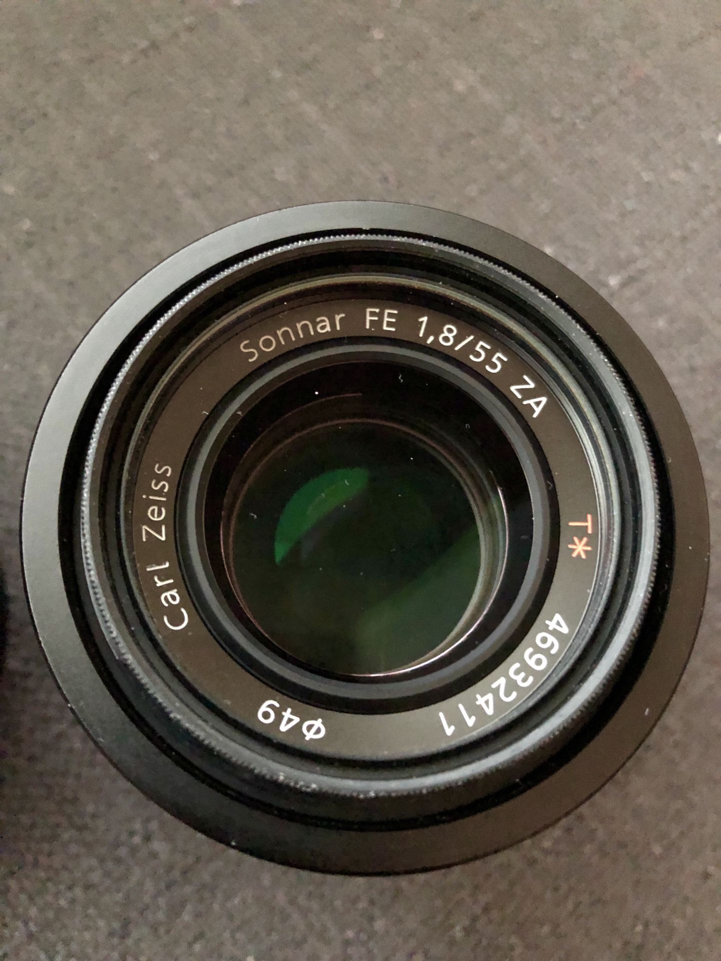 Sony - Sonnar T FE 55mm f/1.8 ZA Lens SELLING FOR PARTS. Not working.