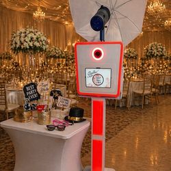 Photo Booth Shell for an Ipad & DSLR w/ Road case