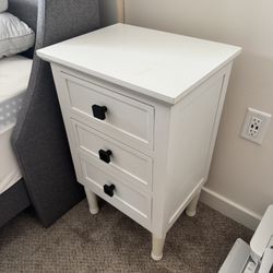 Modern White 3-Drawer Nightstands (Set of 2)