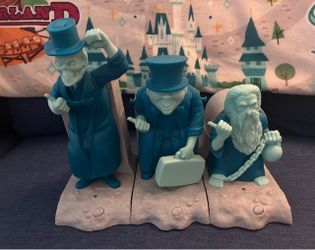 Disney Haunted Mansion Hitchhiking Ghosts Figures