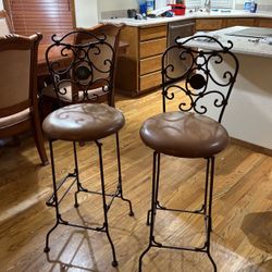 Table/Island Chair Set