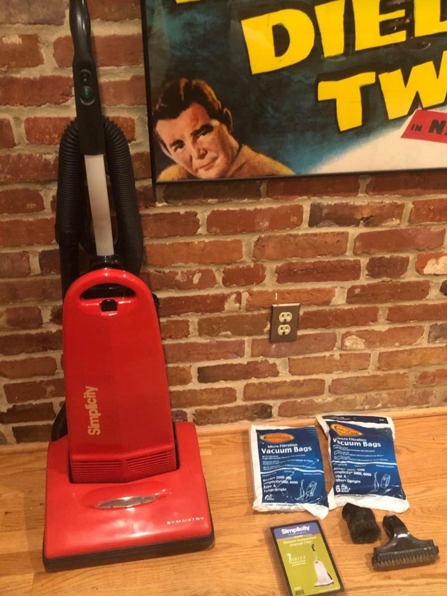 Simplicity Upright Vacuum With Extras