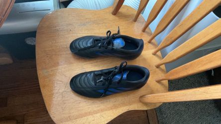 Size 5 adidas soccer cleats