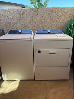 Whirlpool washer and gas dryer