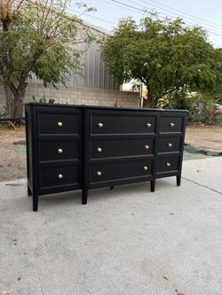 Black Dresser