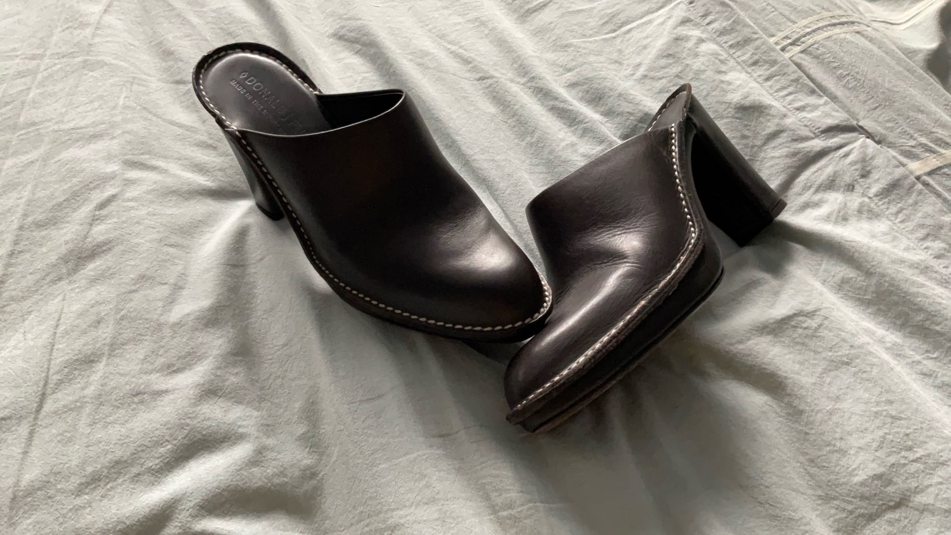 Donald J Pliner Clogs – Excellent Condition