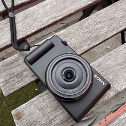 Sony ZV-1F 4k Camera With Accessories 