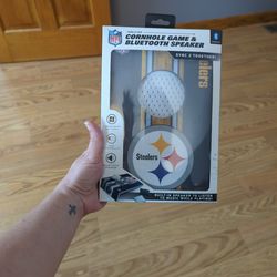 Steelers Cornhole Game With Built In Bluetooth Speaker 