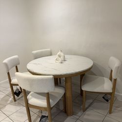 Sawdyn Two-tone Round Table & 4 Upholstered Chairs