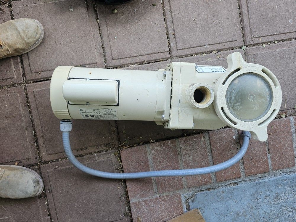 Pentair 340040 SuperFlo High Performance Single Speed Pool Pump
