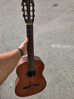 Vintage Lyle c=602 guitar