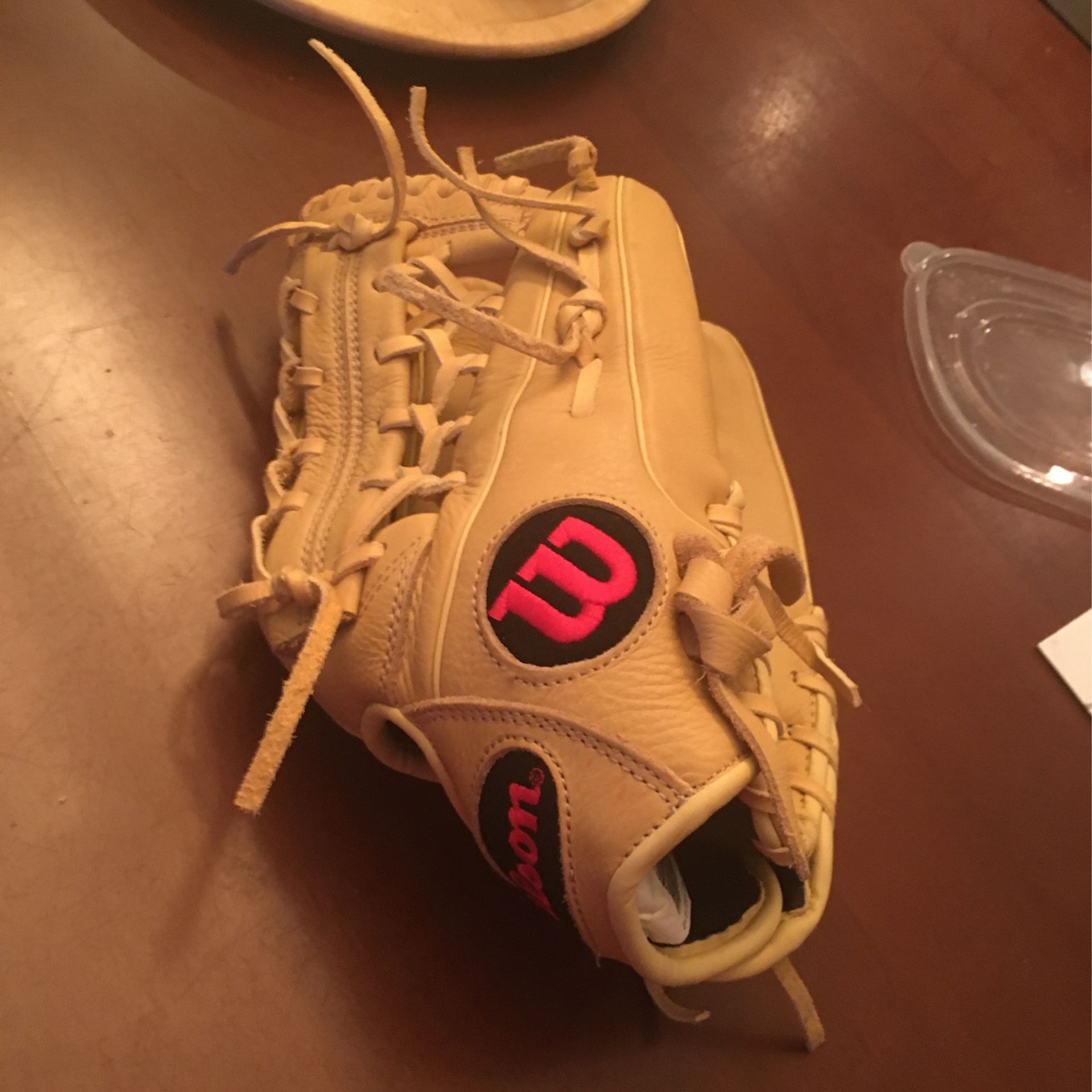 Wilson baseball glove A700 12 Inch Fielders Glove