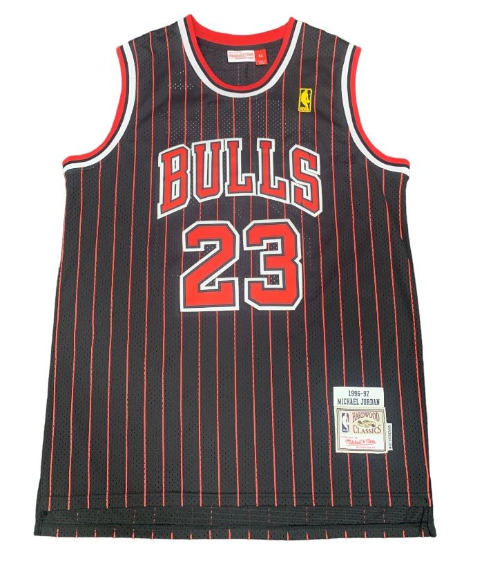 Bulls Jersey Size XL