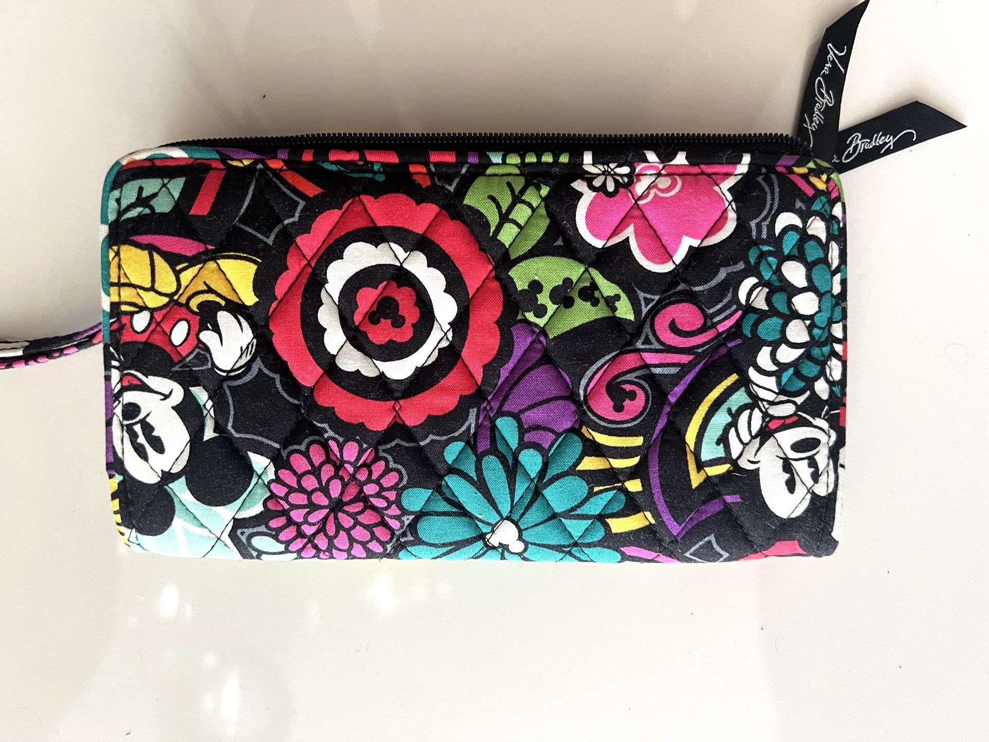 Vera Bradley Disney Parks Mickey’s And Minnie Mouse Magical Blooms Wallet