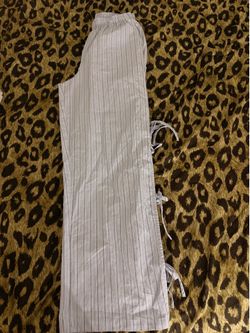 White and blue stripped pants