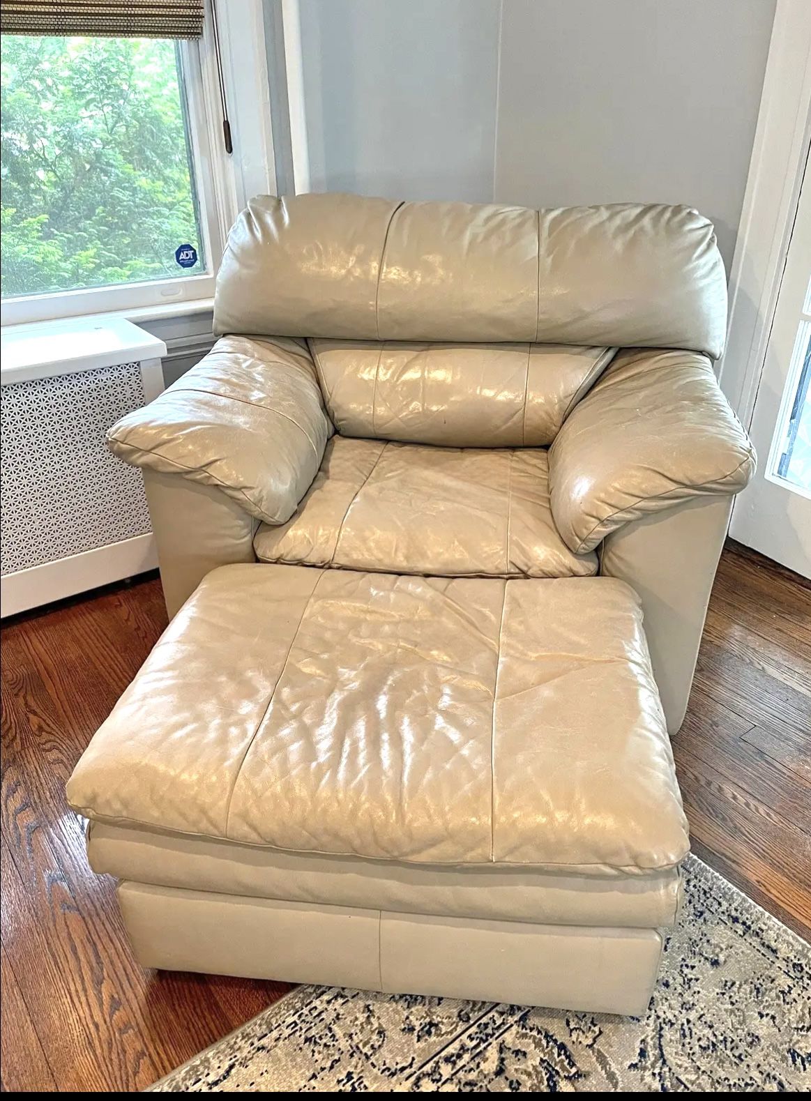 LA-Z-BOY Leather Armchair with Ottoman