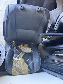 IS 300 / 01-05 Front seats