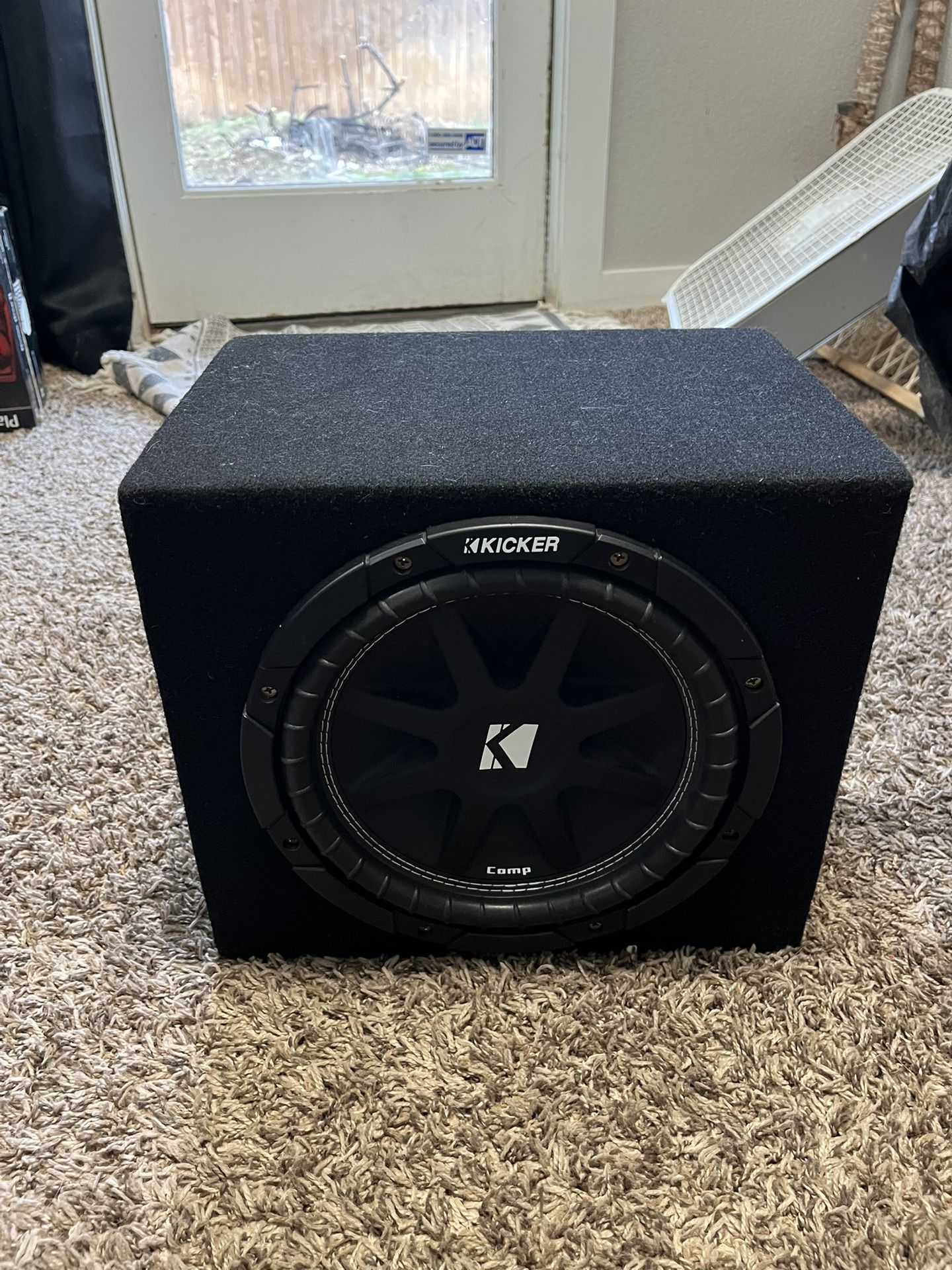 Kicker Subwoofer And Amp
