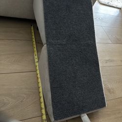 Small Dog Rant/ottoman 