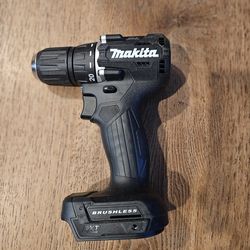 New Makita 18-Volt LXT 1/2 in. Drill/Drvier (XFD15)