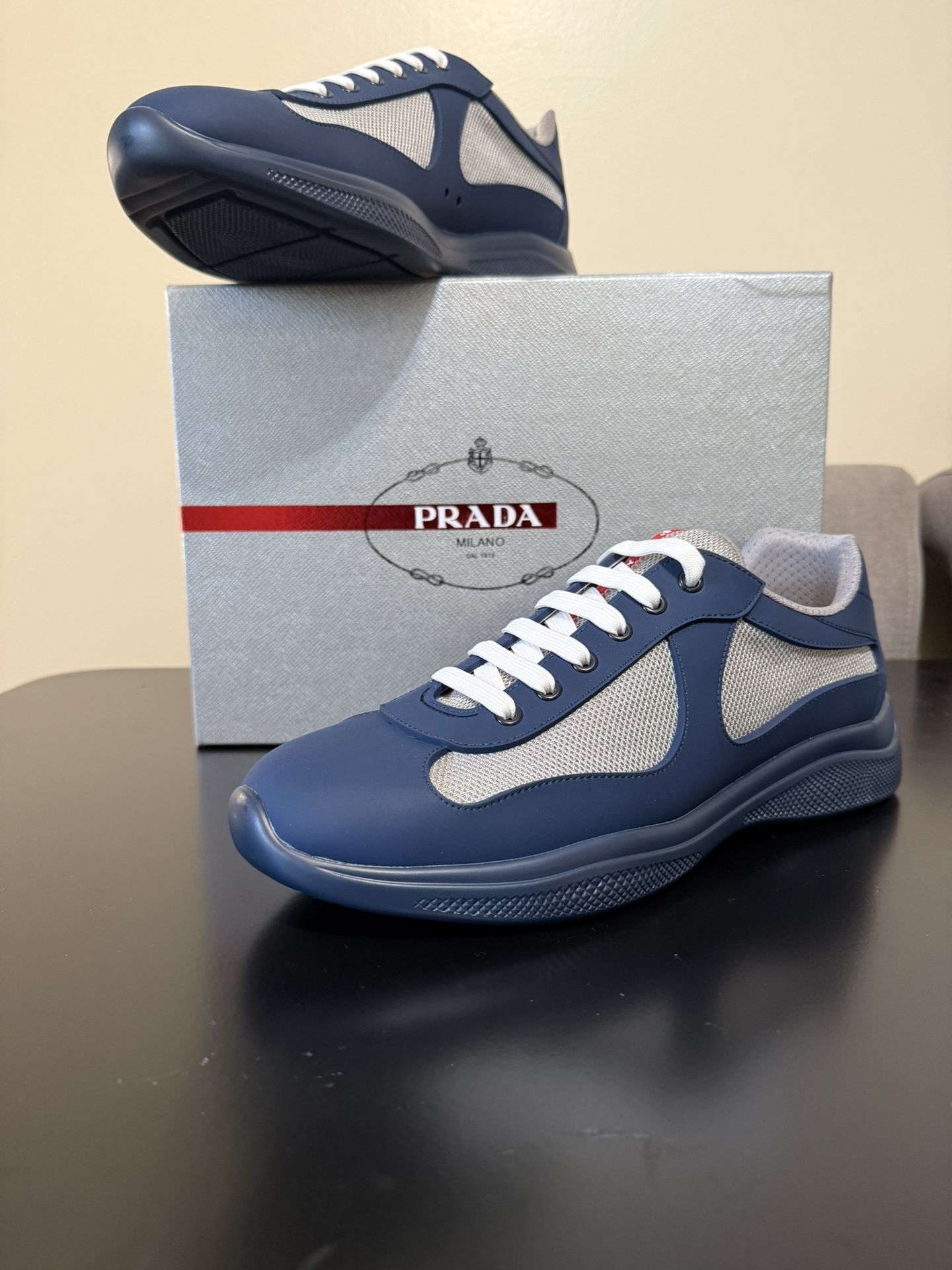 Navy prada cups