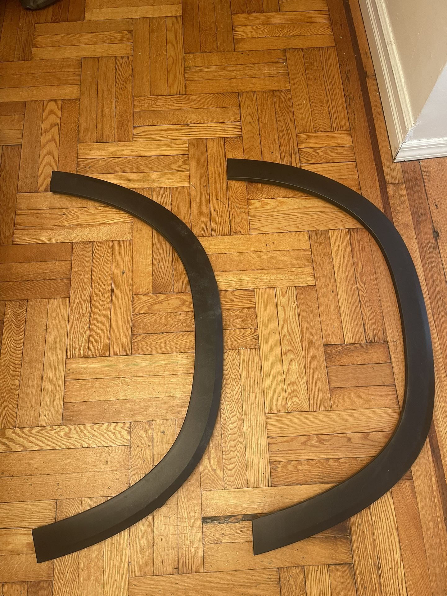 Mercedes GLE 2020 350 Wheel Arch Molding Trim