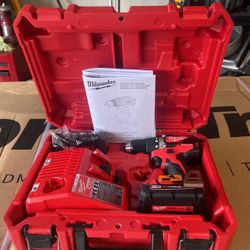 Milwaukee Drill 1/2”