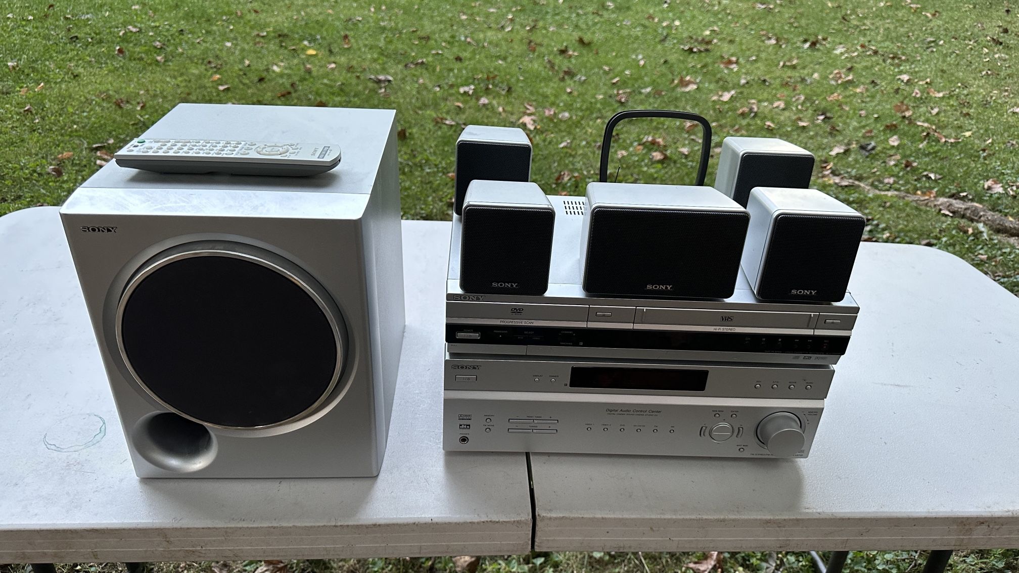 Sony SLV-D360P VCR DVD Combo Player + Receiver + Surround Sound Speakers
