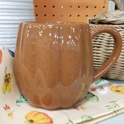 Destination Holiday Ceramic Pumpkin Mug  Orange 20 oz New