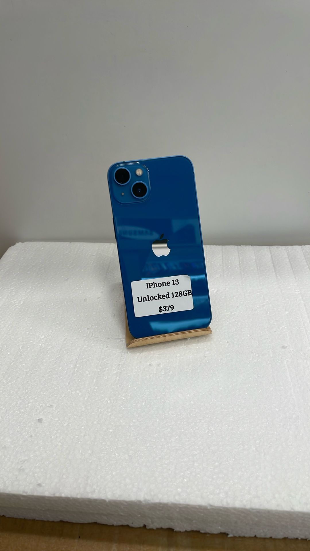 iPhone 13