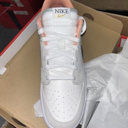 NIKE AIR JORDAN 1