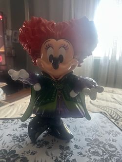 Disney Minnie Mouse Hocus Pocus Figurine