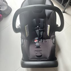 Infant Car seat And Stroller Combo
