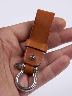 %100 handmade leather keychain