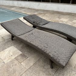 Free Chaise Lounge Chair Set For Pool Backyard. 