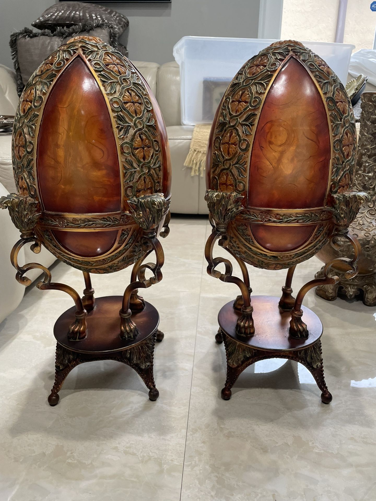 Decorative Floor Eggs