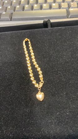 10k 3.7g 7” Hearts Bracelet