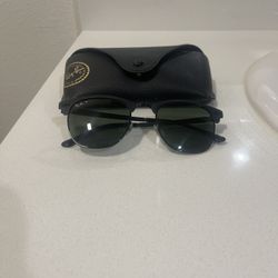 Women’s Raybans