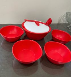 Tupperware