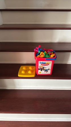 Interstar Master Builder Preschool Building Toy