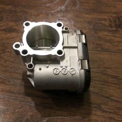 2004 Cadillac Srx 3.6 2wd Car  Parts (throttle Body)