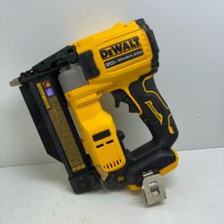 Dewalt 20v Brushless Pin Nailer 21970774