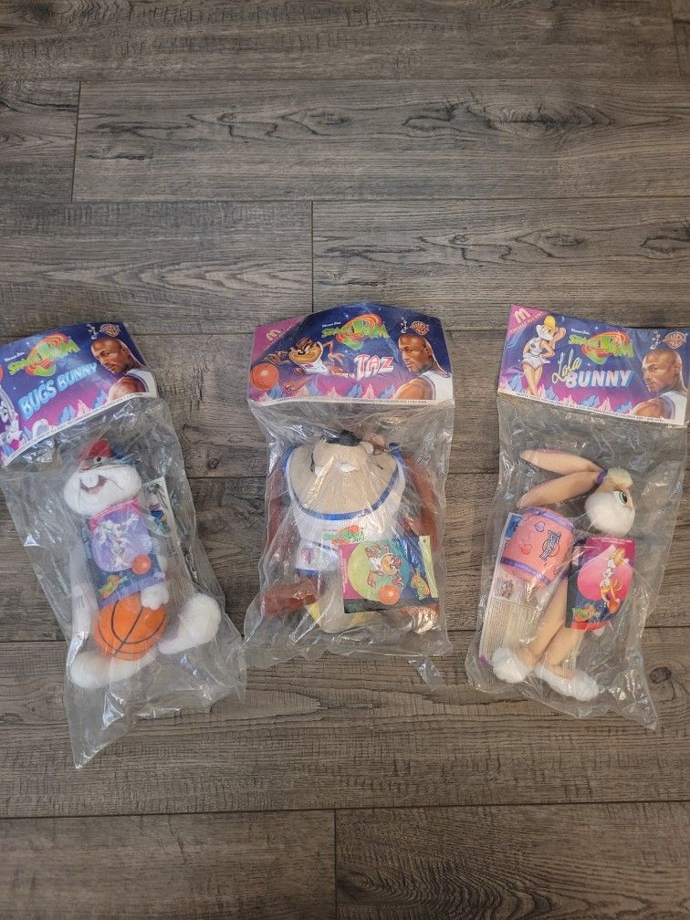 Vintage Space Jam Plushies SEALED!!