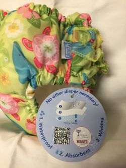 New with Tags I play medium diaper reusable