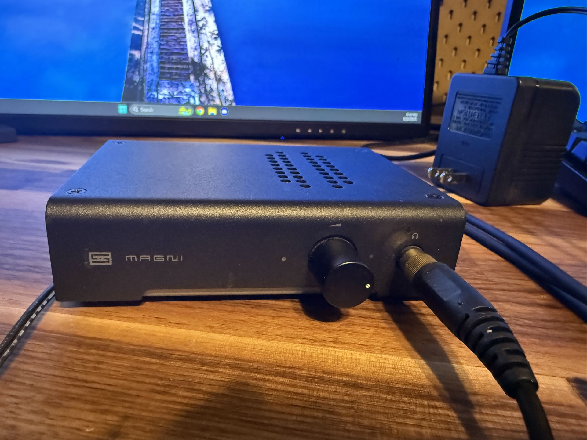 S MAGNI + DT 990 Pro