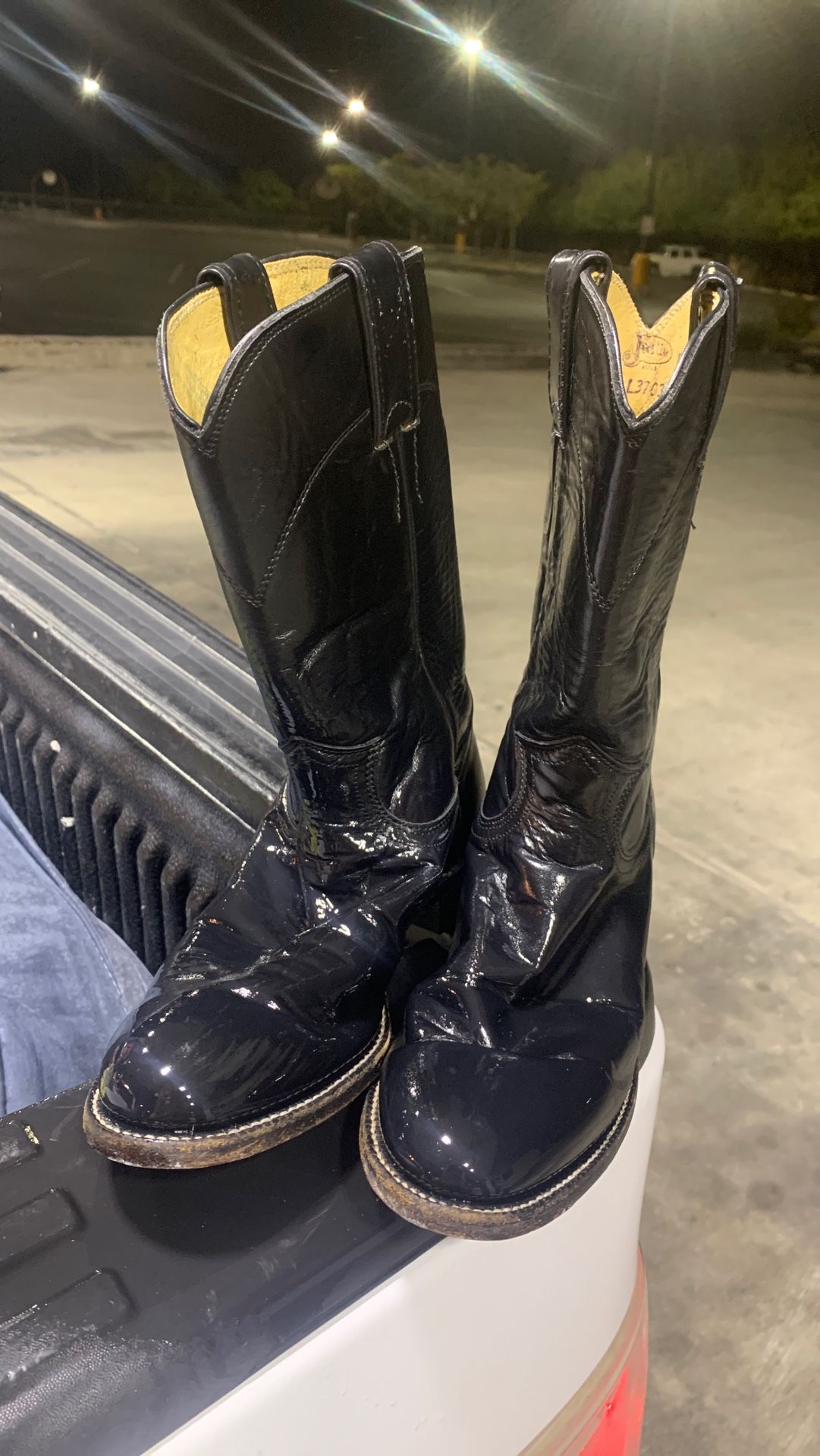 Justin Ropers black leather cowboy 🤠 boots men’s 6