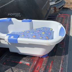 Smol Baby Bath For Shaur 30$
