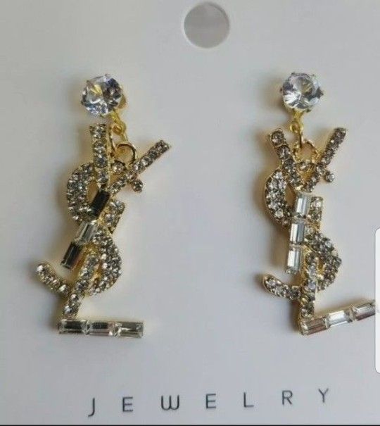 YSL YVES SAINT LAURENT LARGE GOLD TONE EARRING