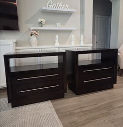 2 Oversized Nightstands